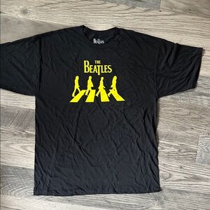 The Beatles Black band T-shirt with Yellow Silhouette size 3XL‎
